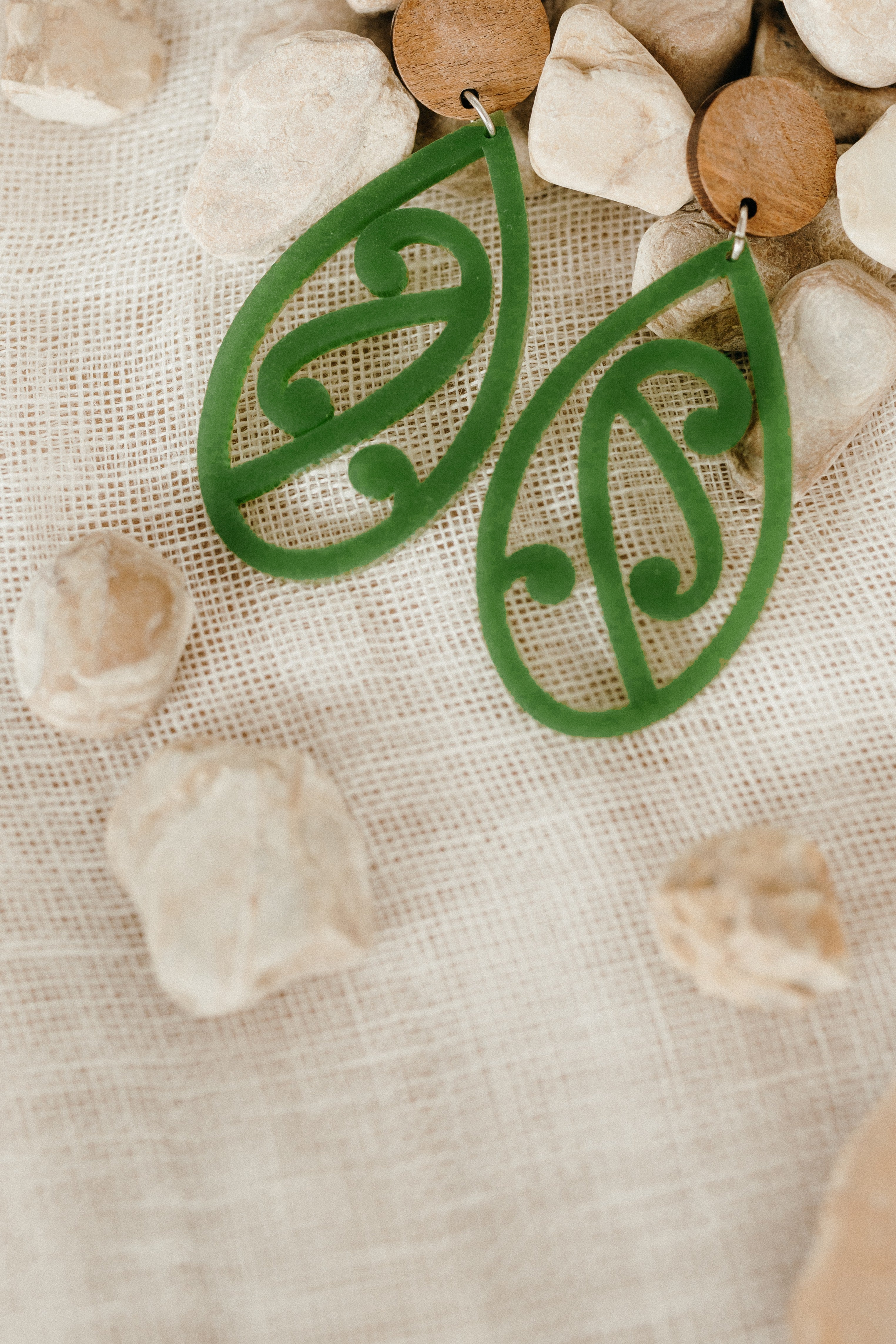 Kiwi Signature Pounamu Satin Acrylic cutout earrings with natural wood studs