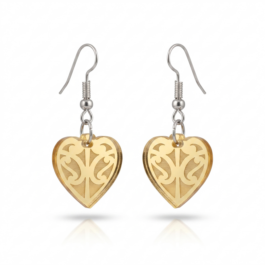 Kōwhaiwhai Heart Engraved